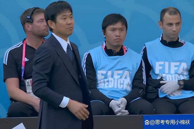 被糙汉被禽哭尿进去h视频